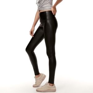Wilfred | Aritzia Daria Vegan Faux Leather Legging XS Tall
